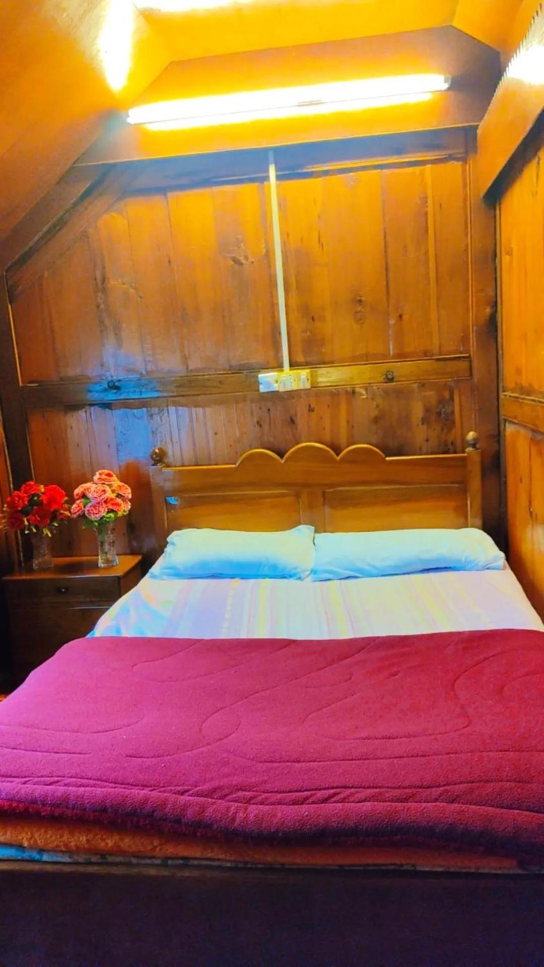 Houseboat Young Wild Rose Σριναγκάρ Εξωτερικό φωτογραφία